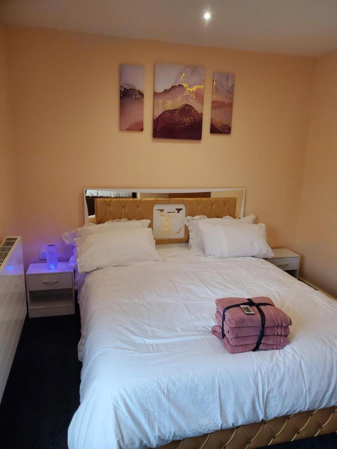 מנצ'סטר Beautiful & Elegant 2 Bed Room House מראה חיצוני תמונה