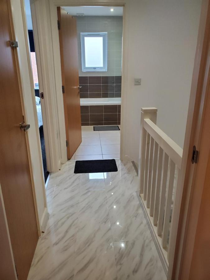 מנצ'סטר Beautiful & Elegant 2 Bed Room House מראה חיצוני תמונה
